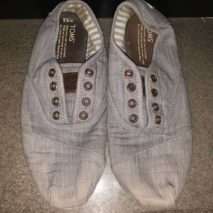 Toms shoes
